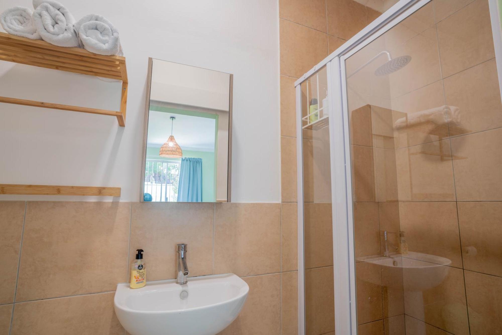 The Avenue House Guest house Cape Town