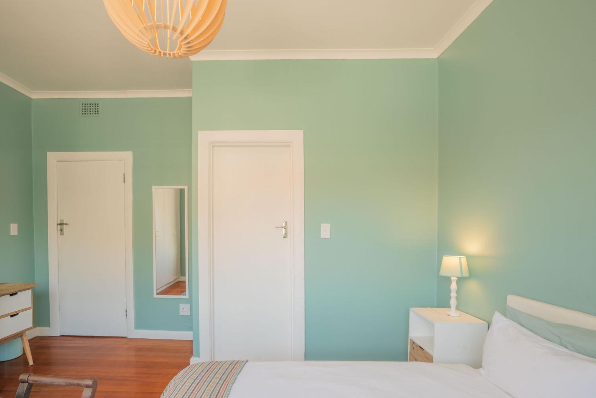 The Avenue House Guest house